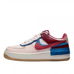 Женские кроссовки Nike Air Force 1